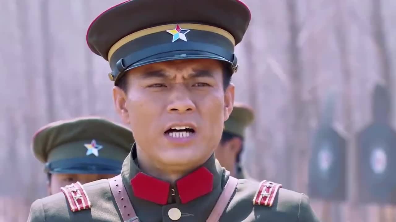 镖王传奇为剿灭匪徒掌门让兄弟们整备集合场面十分震撼