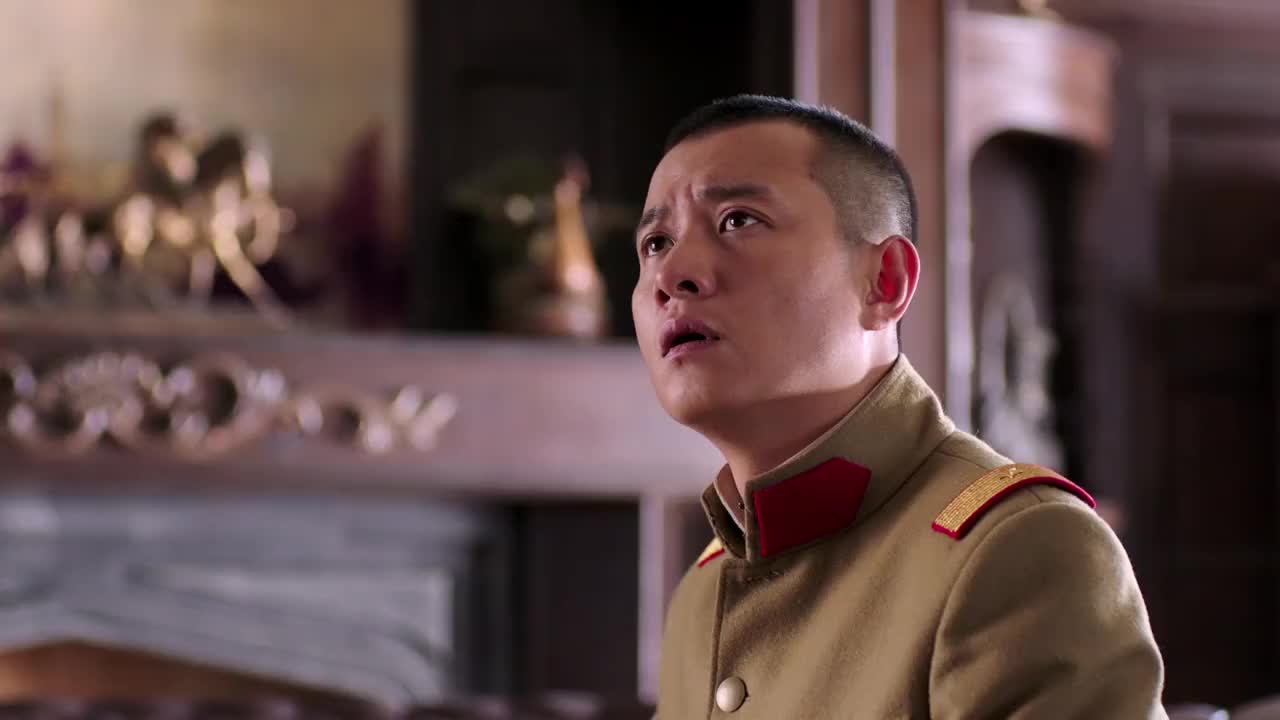 少帅六子还没见到父亲送的礼物都被比下去了只能哈哈大笑