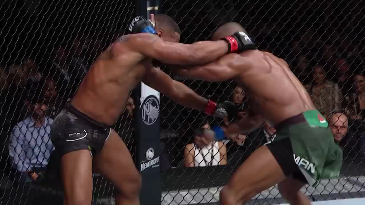 乌斯曼ufc加冕时刻:五回合碾压暴揍伍德利