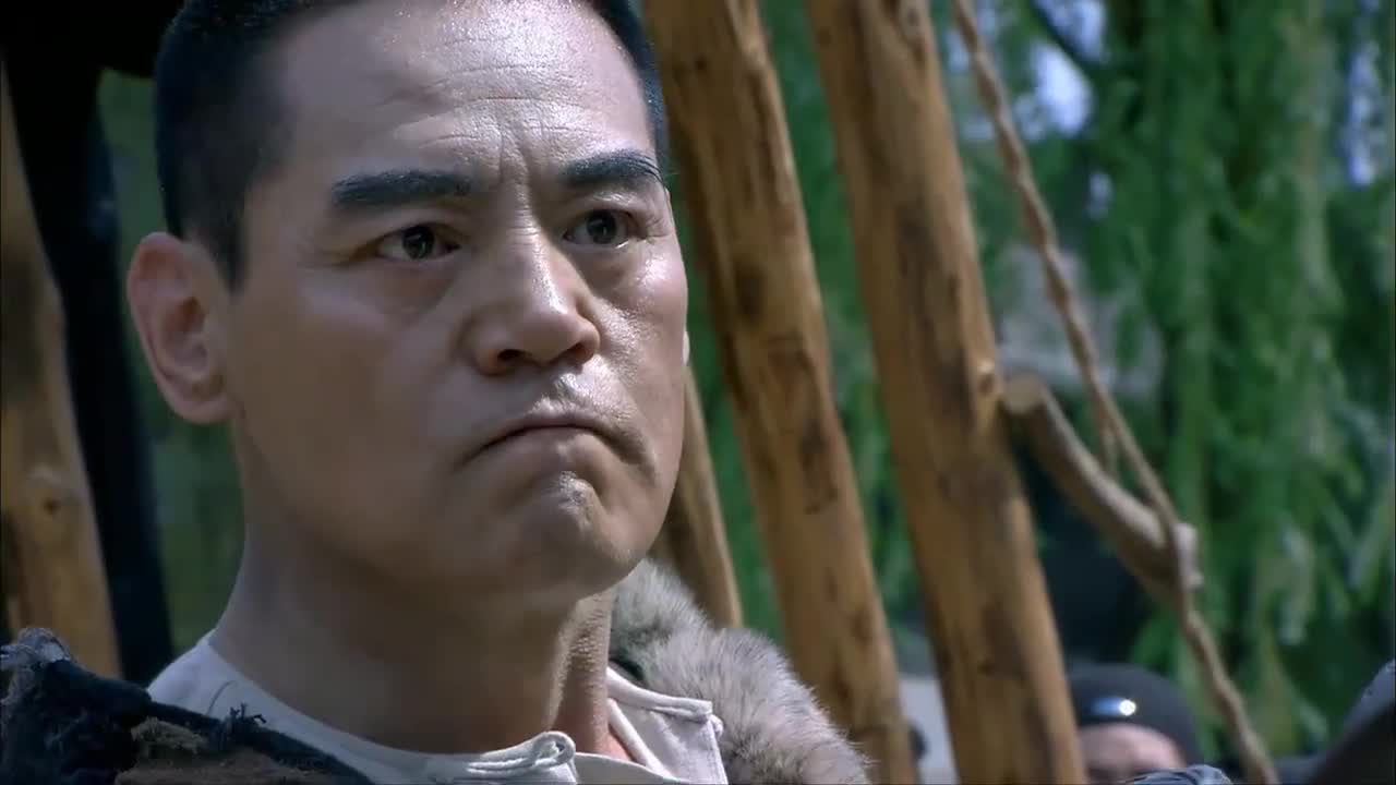打狗棍戴天理劈开囚车挡在老父亲面前一群民国军团团围住