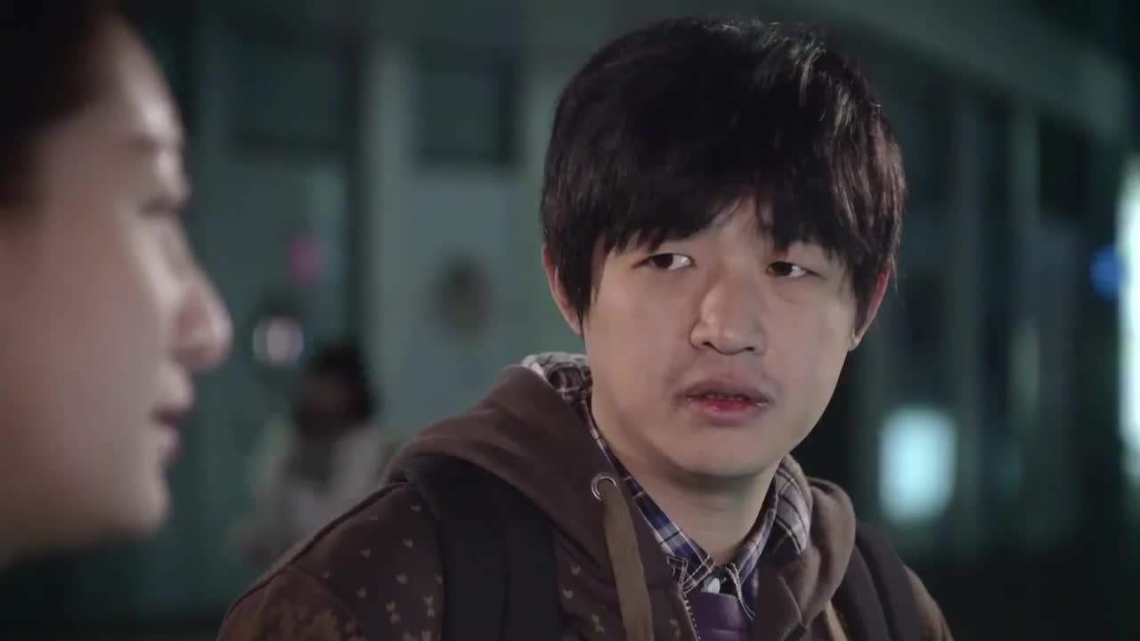 傻根进城傻根遭遇挫折夏总悉心安慰傻根真是太感人了