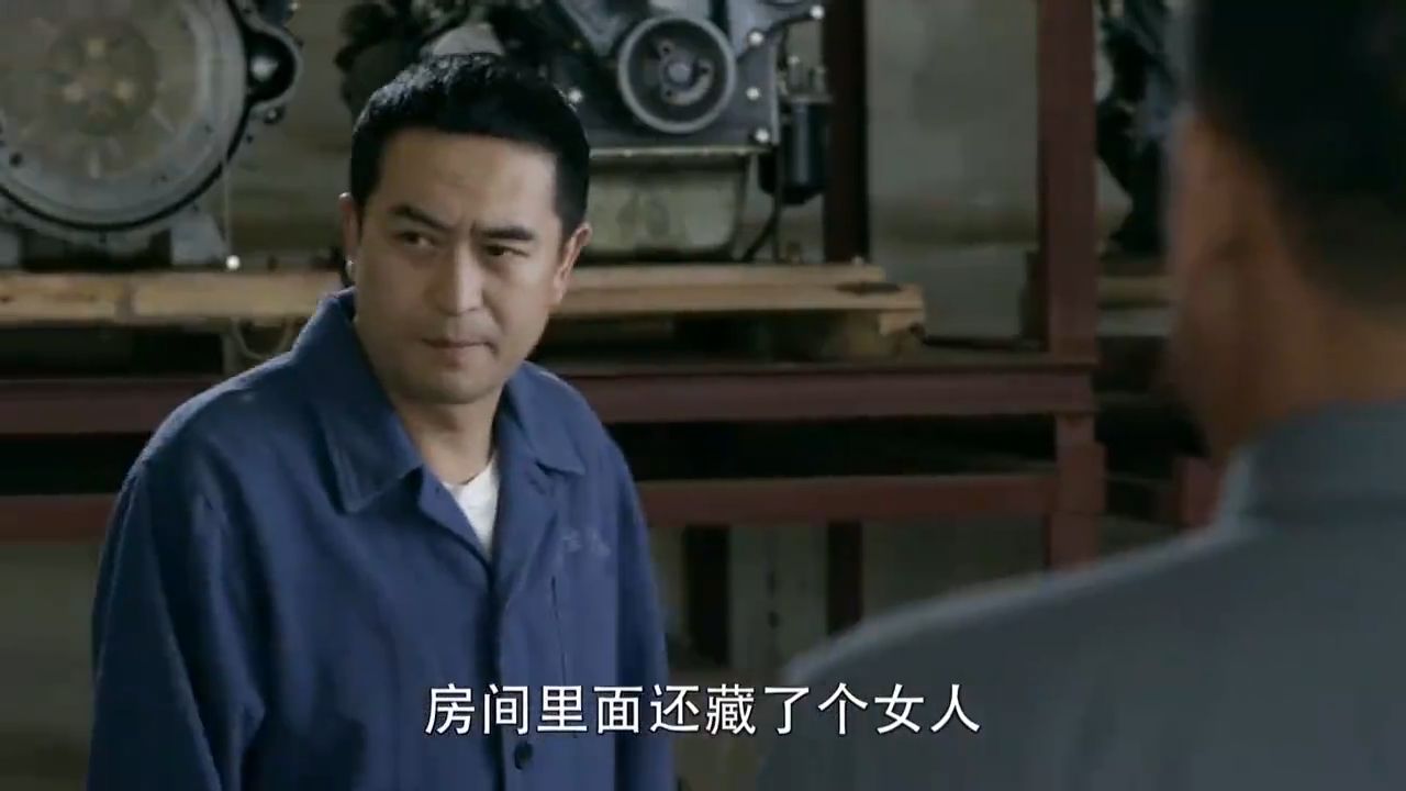自由：小混混上门挑衅，厂里一致对外，先来一顿胖揍