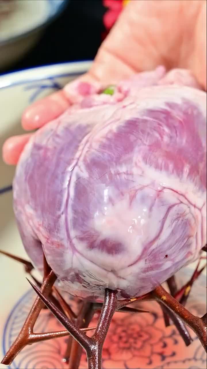 皂角刺蒸猪心这道菜很多朋友没见过觉的很奇葩_手机新浪网