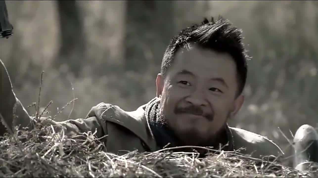 李大本事用步枪模拟机枪声音,装备用山炮打炮楼