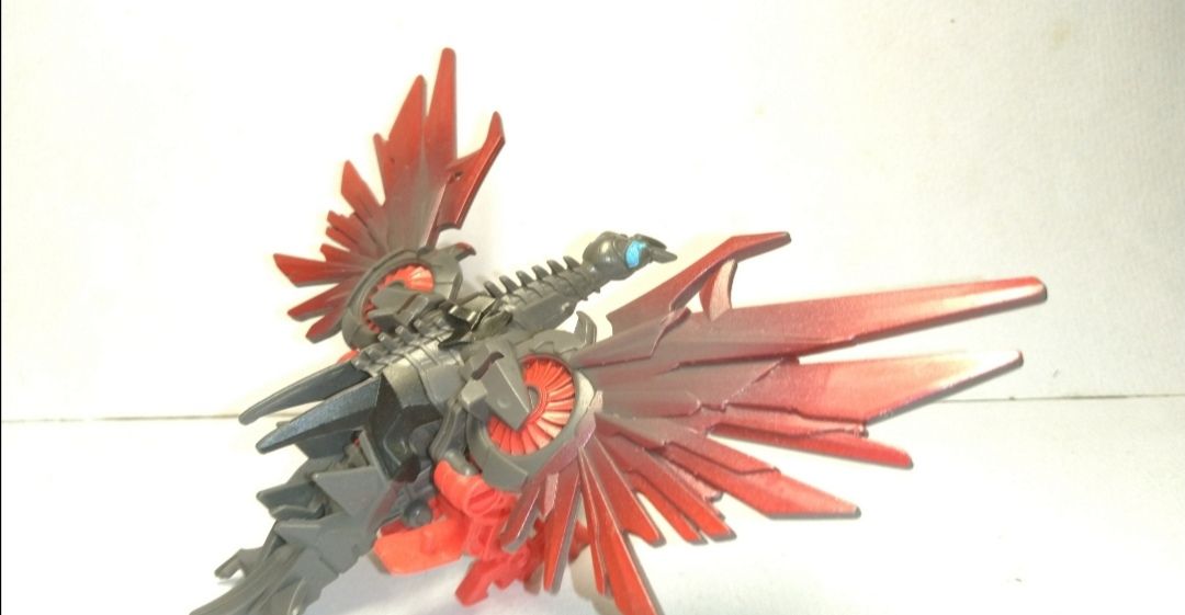 变形金刚:联盟级声波的宠物——激光鸟