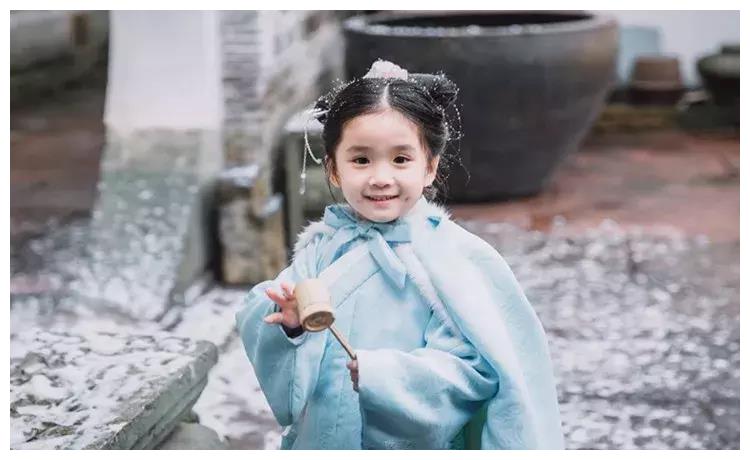 我们如何从面相看出一个人未来的子女情况呢?休闲区蓝鸢梦想 - Www.slyday.coM 我们如何从面相看出一个人未来的子女情况呢?休闲区蓝鸢梦想 - Www.slyday.coM