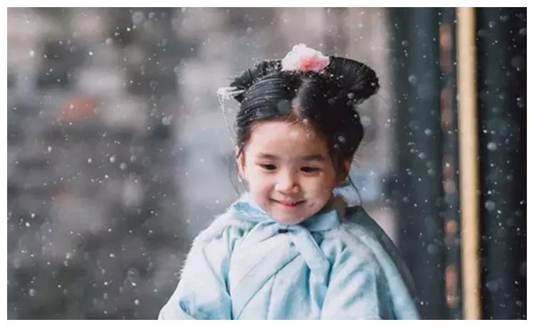 我们如何从面相看出一个人未来的子女情况呢?休闲区蓝鸢梦想 - Www.slyday.coM 我们如何从面相看出一个人未来的子女情况呢?休闲区蓝鸢梦想 - Www.slyday.coM