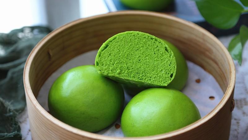 家里的剩菜怎么办绿油油的菠菜馒头做主食早上再也不会没精神