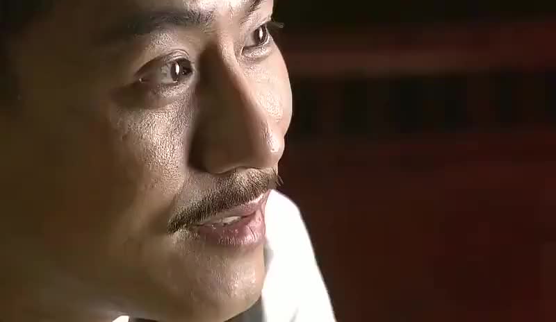 飞哥大英雄:彩霞装醉,终于发现胡克是鬼子间谍,终于找到梁飞了