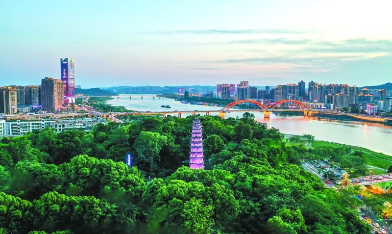 顺庆区最大的厂