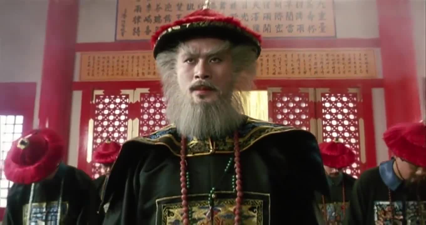 鹿鼎记鳌拜竟说索尼罪大滔天弄得百姓怨声载道