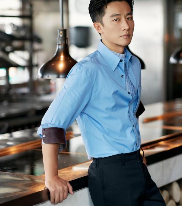 黄轩寸头造型演绎硬汉风,秋季大片来袭,时尚与复古并存|寸头|黄轩