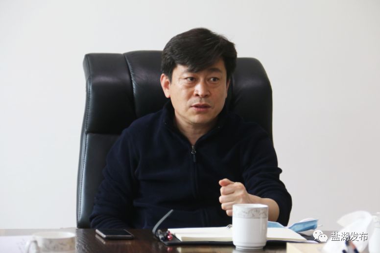 李哲主持召开专题会议推进运城南高速口景观绿化工程