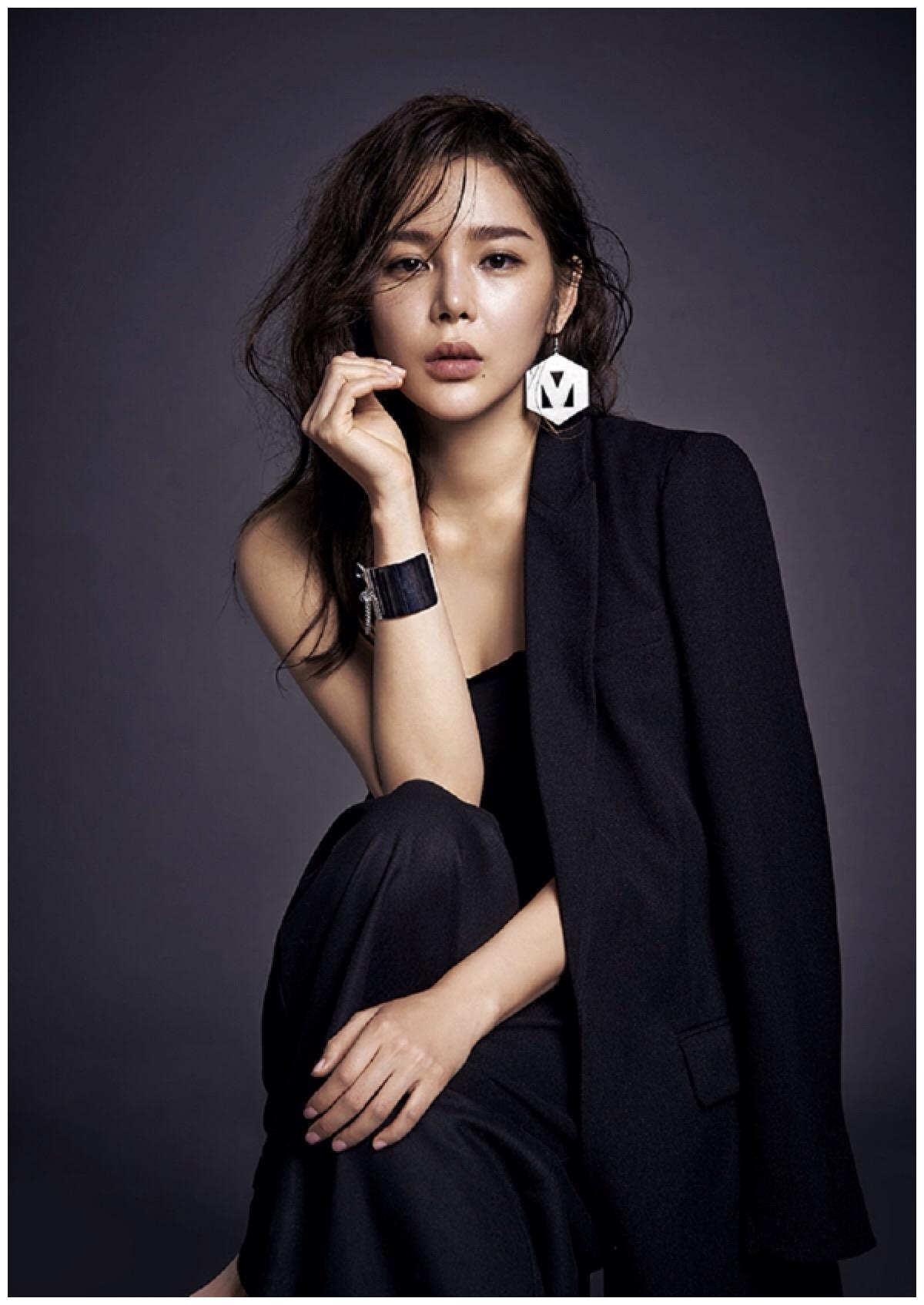 她曾经被称为《宝莲灯》里"最美三圣母",如今整容整到不敢认|朴诗妍|