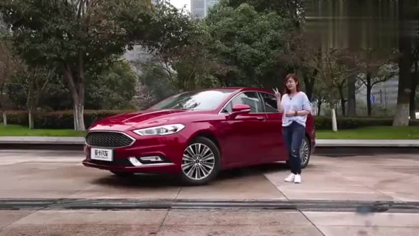 视频：插电版混动蒙迪欧，拥有燃油版顶配才有的中网，最省油的美系车！