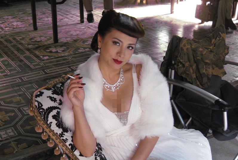 说到田丽大家应该都想到了曾经的台湾第一美人,当年的她凭着娇艳美丽