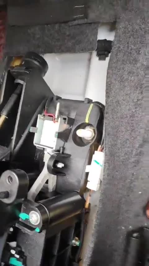 视频：15款逸动XT自动挡P挡解锁原理视频