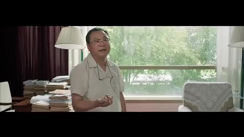 私人订制:拿花生考验干部,范伟大怒:哪个干部经不起考验