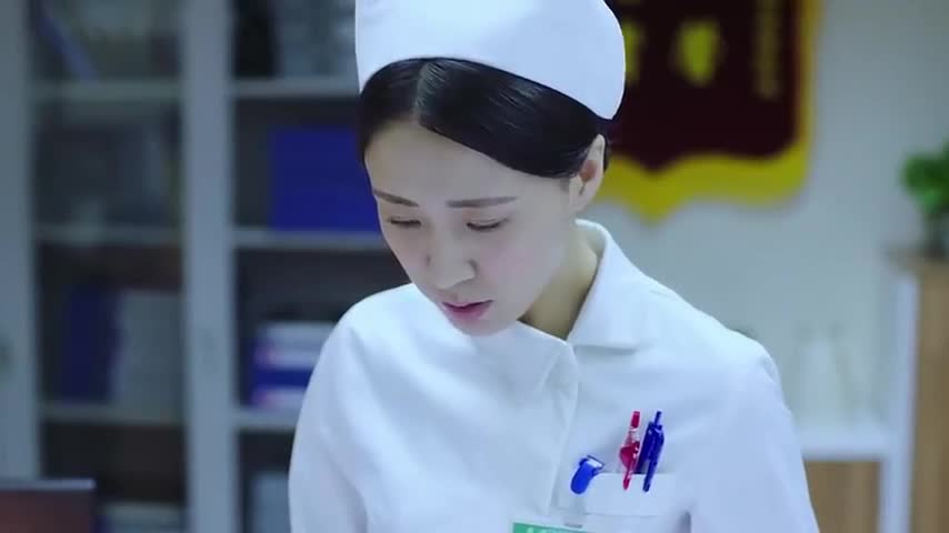 急诊科医生女护士怀双胞胎马上要生了不想当妈也不想活了