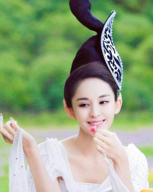 盘点电视剧中最美九尾狐,杨幂,刘亦菲,迪丽热巴,刘诗诗等上榜