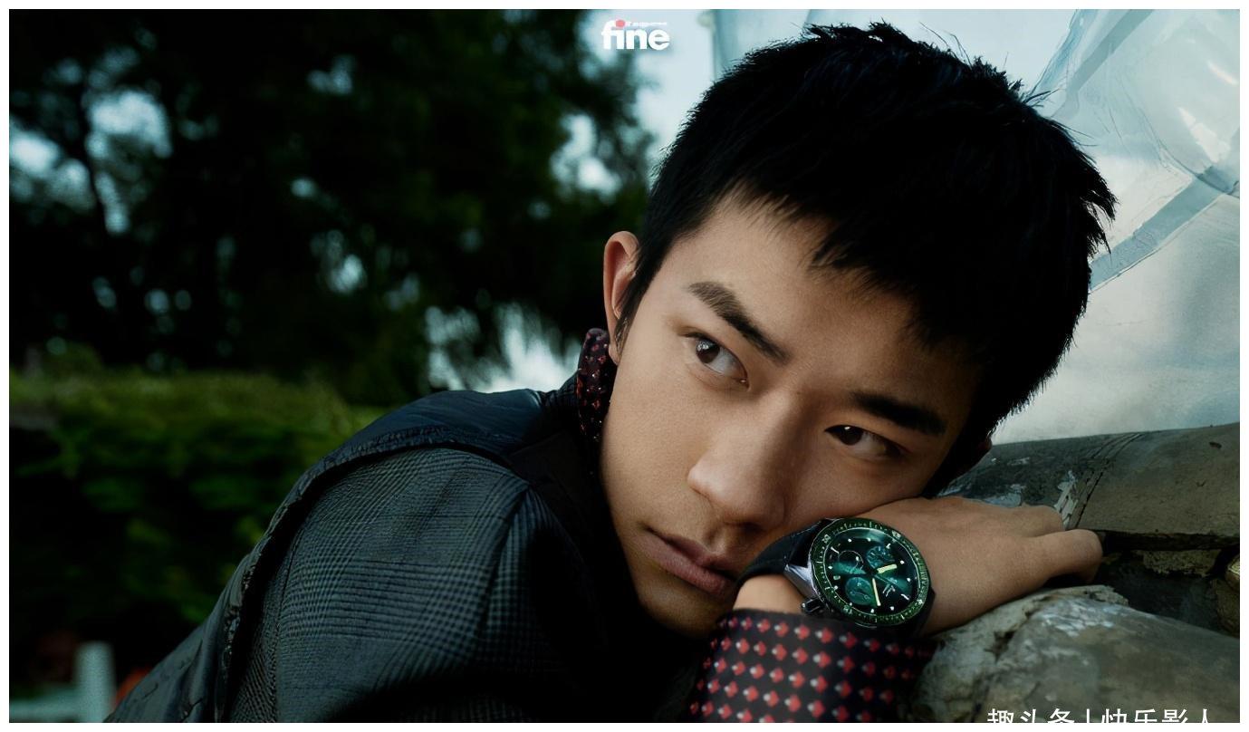 易烊千玺提名金鸡奖影帝,颁奖当天是20岁生日,很有意义