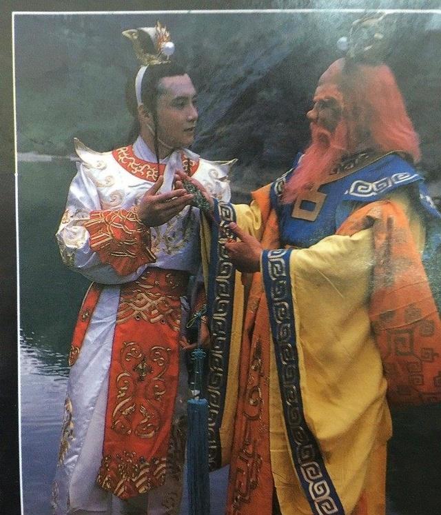 他是最帅白龙马,西游记片酬最高演员,曾被打到尿血