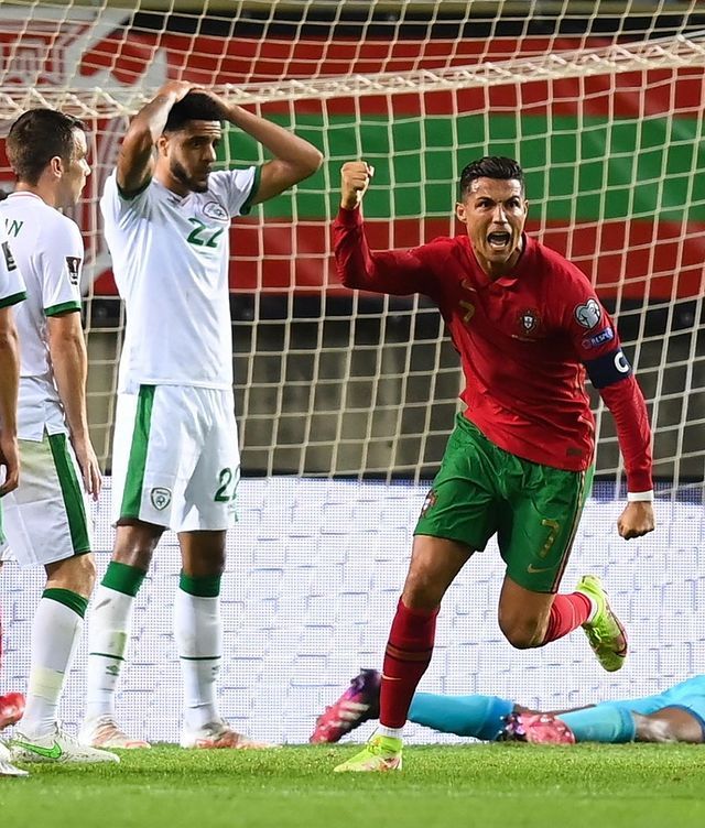 史上第一人！C罗111球超越阿里休闲区蓝鸢梦想 - Www.slyday.coM