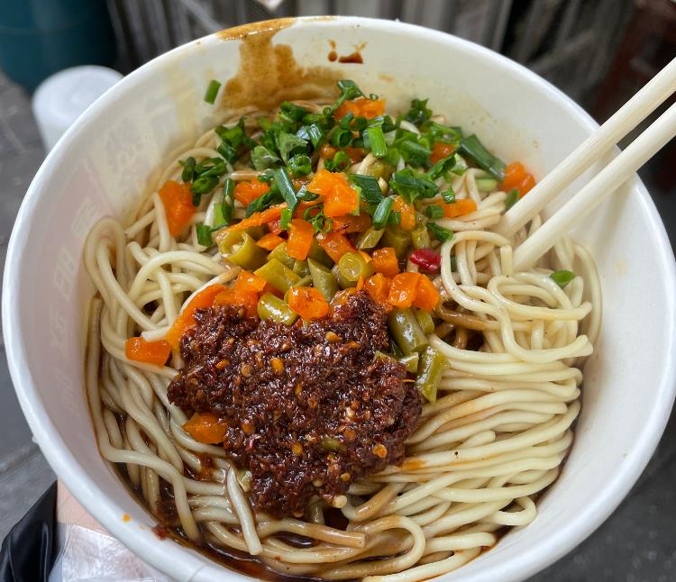 红油热干面红油热干面的做法及配料