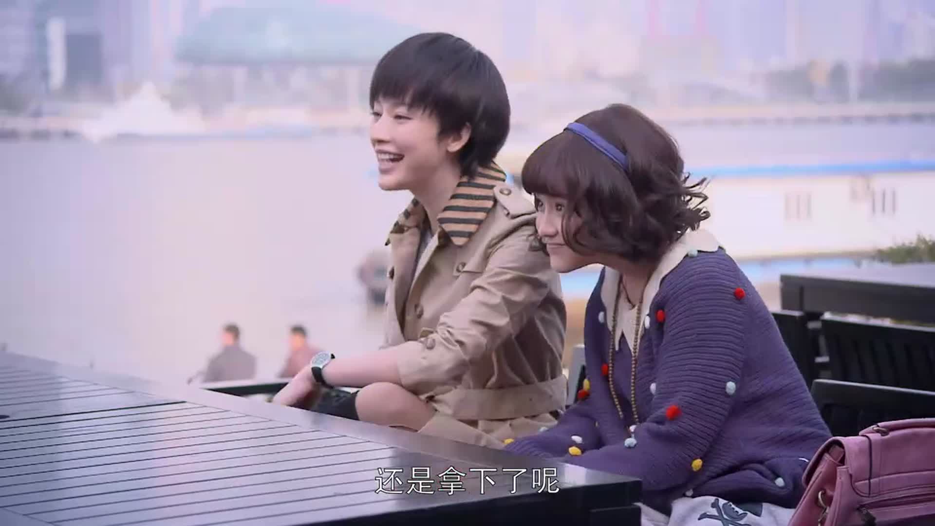 不是不想嫁崔玲玲打趣彩儿是不是已经拿下简嘉铭