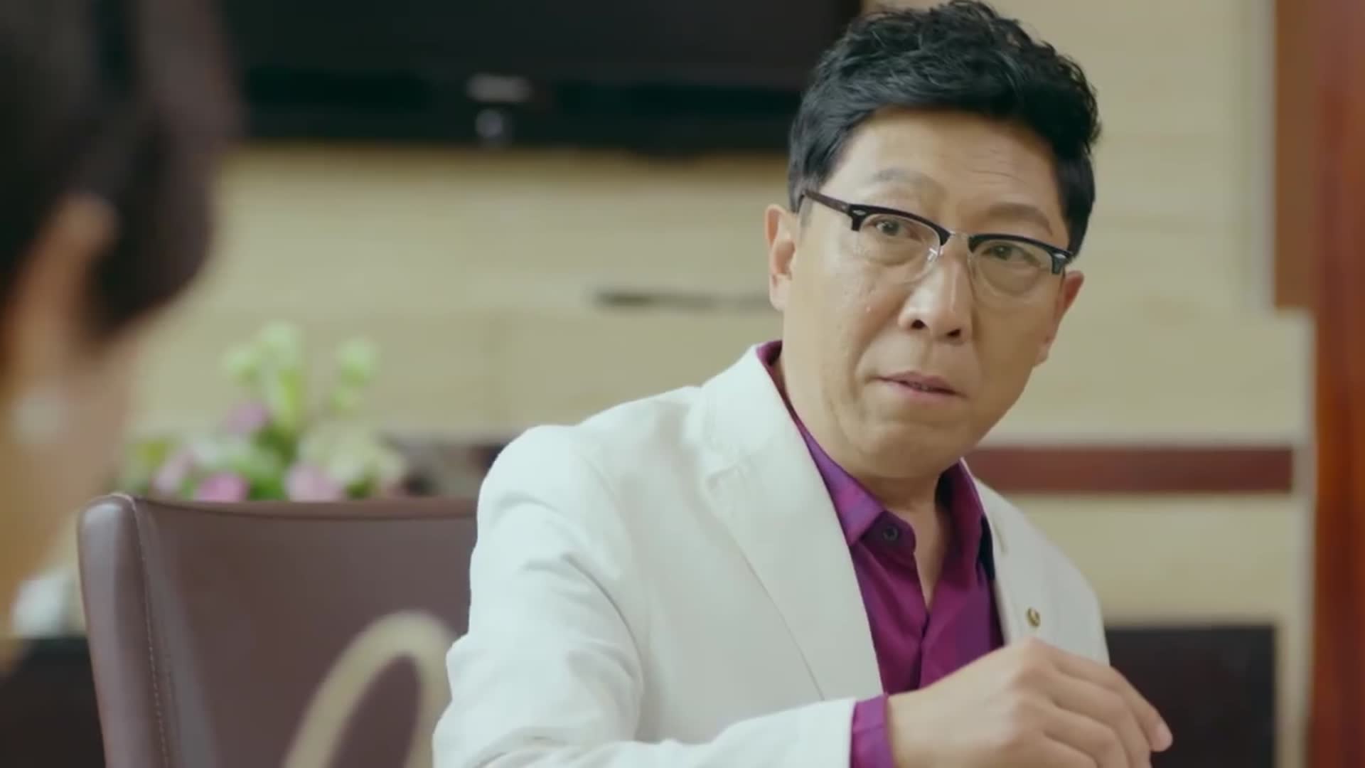 我的老爸是奇葩常宝童听到父亲去世的消息心里非常自责