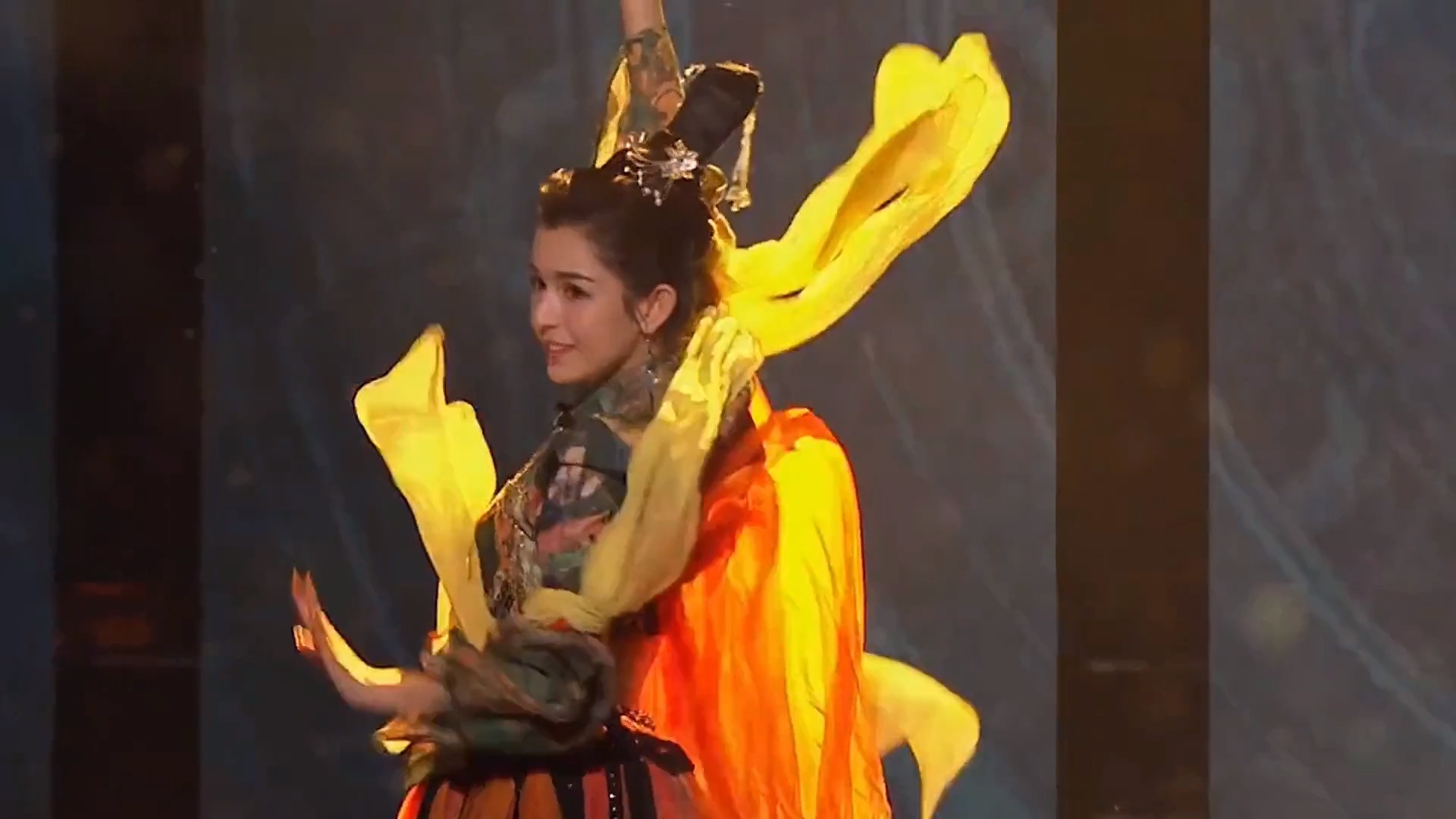 赵丽颖不愧是人间绝色!跳舞如此风情万种,秒杀佟丽娅,毛晓彤!