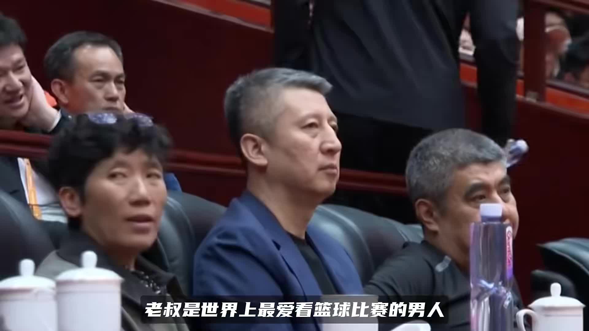 郭艾伦直播“坑叔”！揭秘老叔心里只有篮球，调侃背后是满满敬意