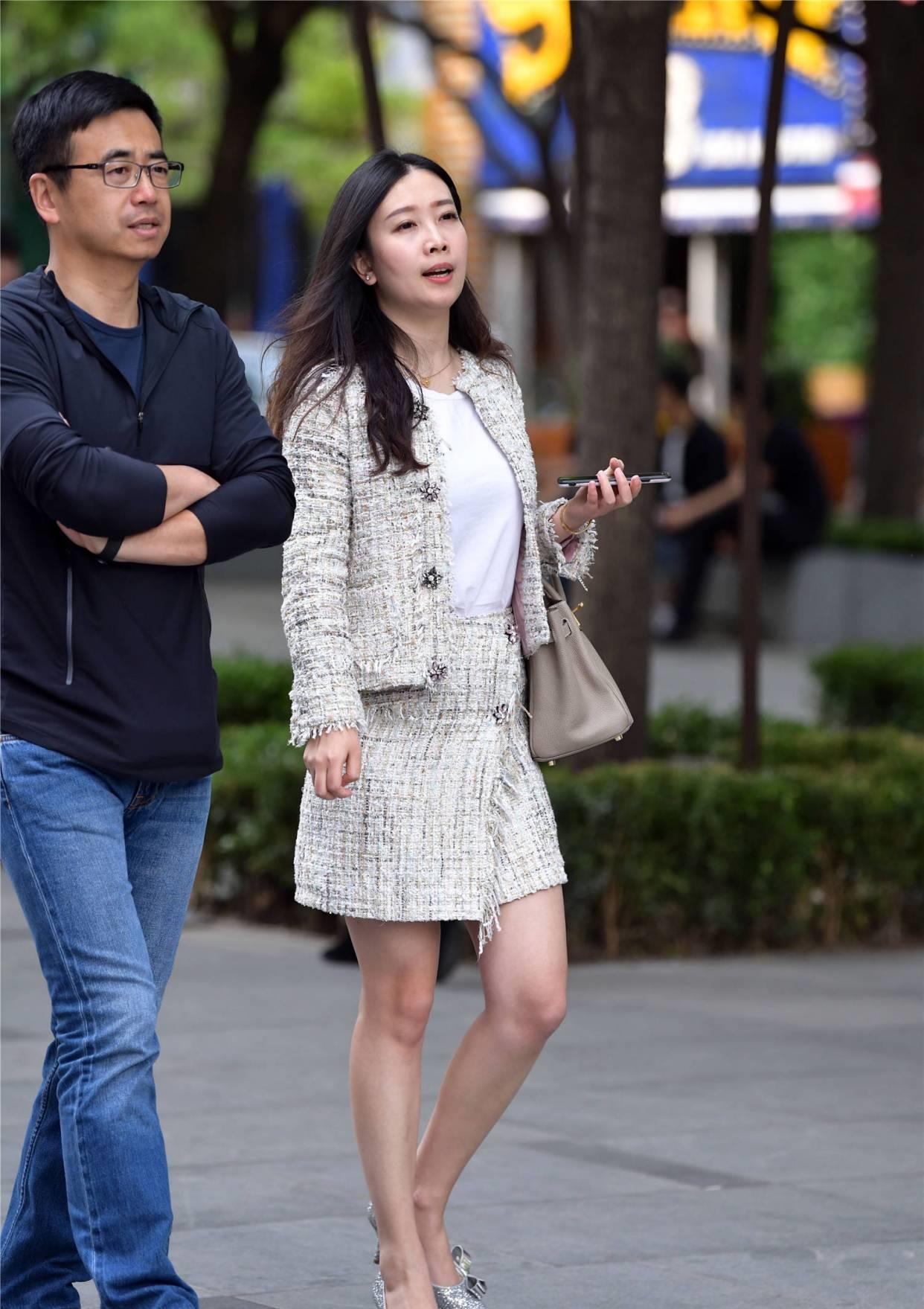  短裙穿什么鞋(短裙穿什么鞋子)