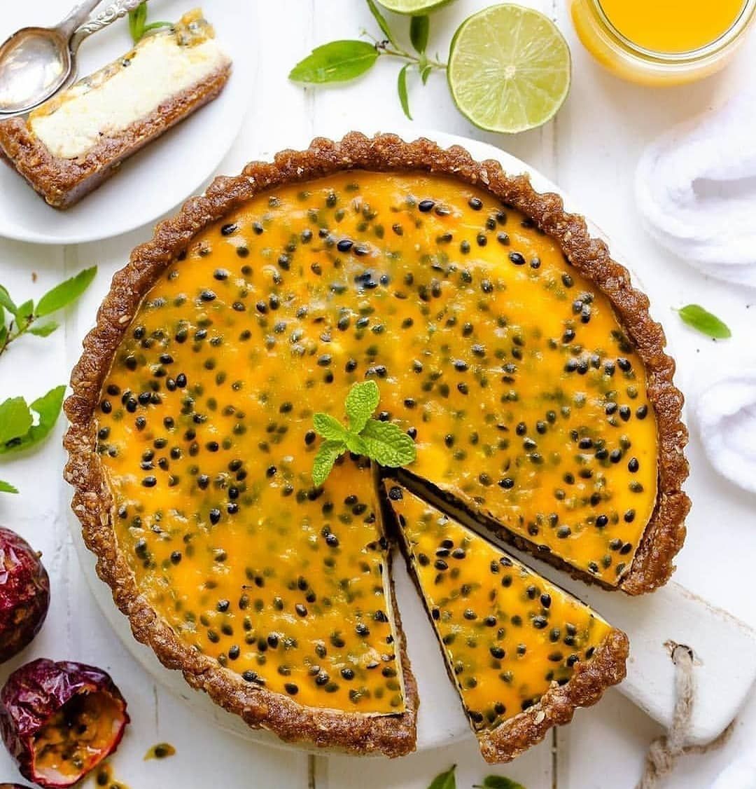 这些果馅饼只能用漂亮来形容,不敢动手吃呀