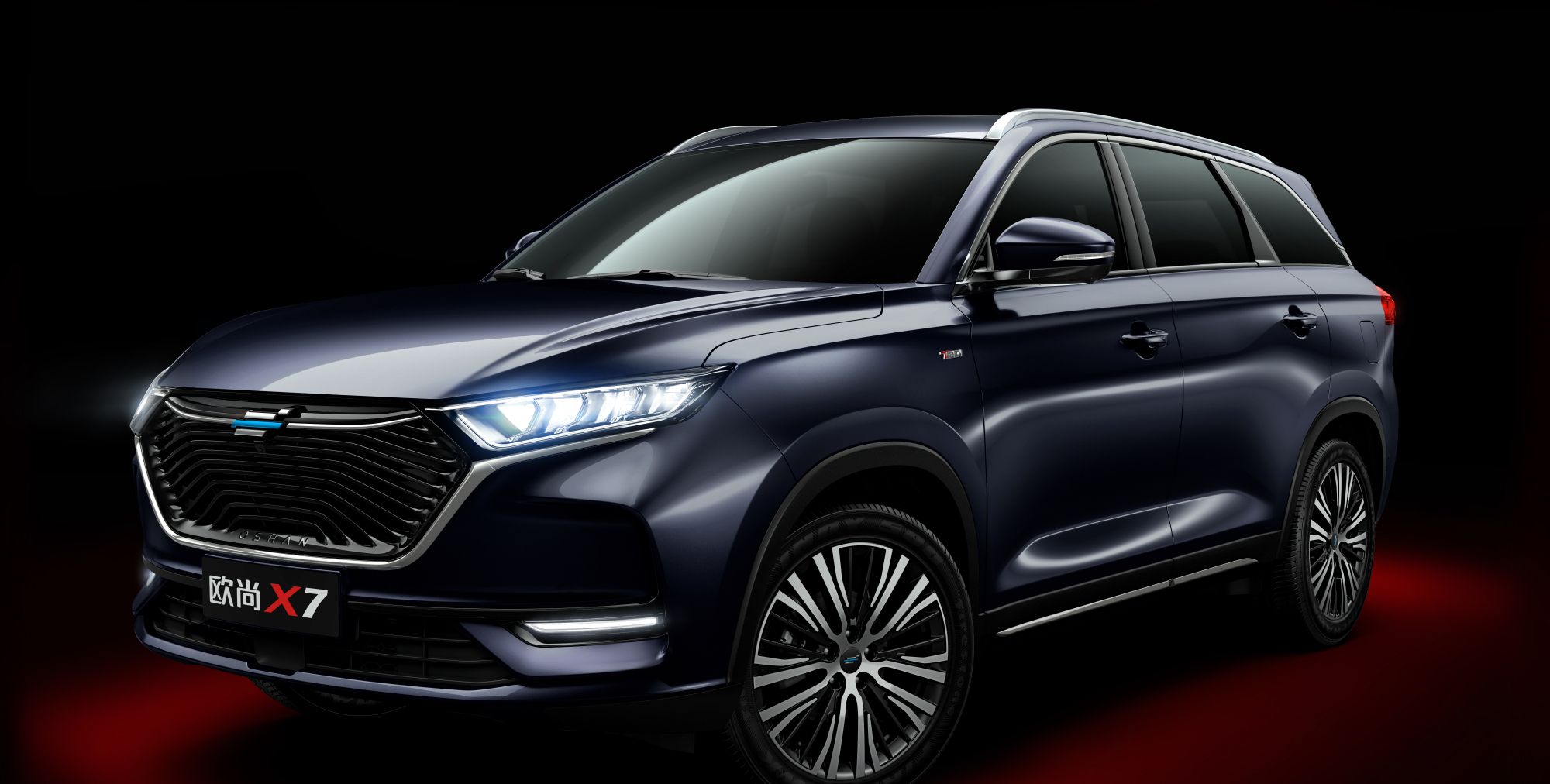 长安欧尚x7逆势突袭,10万配全景天厨,座椅加热,配置近乎无敌