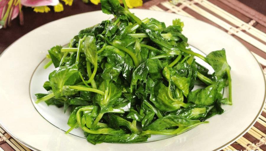 清炒豌豆尖,清爽美味又健康,绿色有营养_高清图集_新浪网