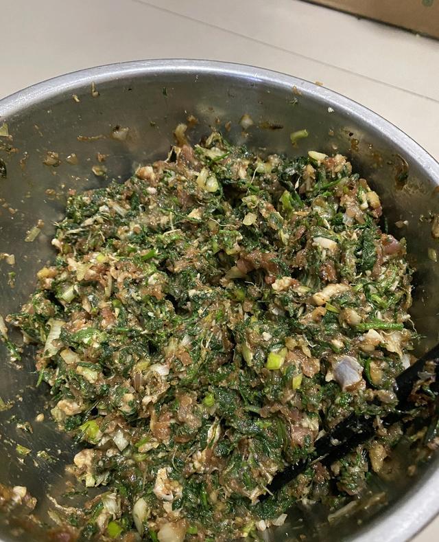 怀念儿时的荠菜馅饺子