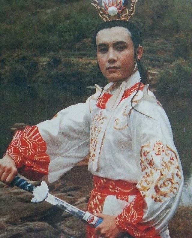 他是最帅白龙马,西游记片酬最高演员,曾被打到尿血