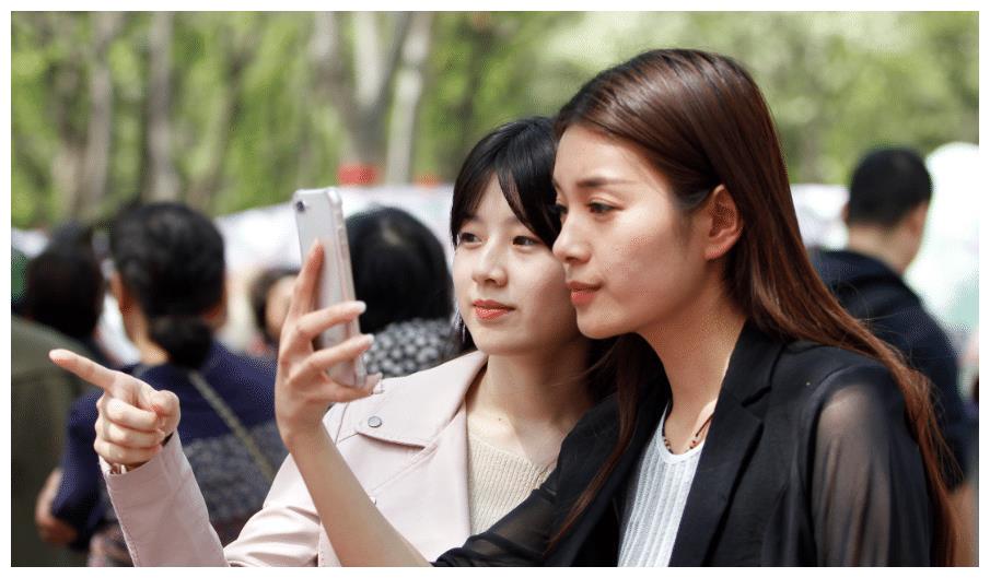 徐州相亲大会 5女相100男 彩礼最低16万 女孩眼光变高了