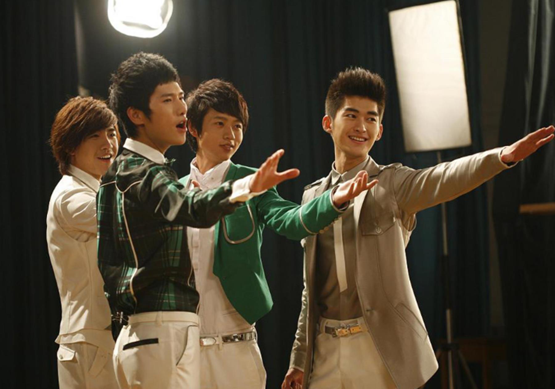 楚雨荨骂慕容云海猪的那段话慕容云海是谁扮演的