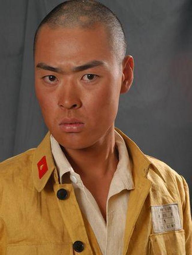 亮剑里的魏和尚拍戏致双目失明一度抑郁自杀还记得他吗