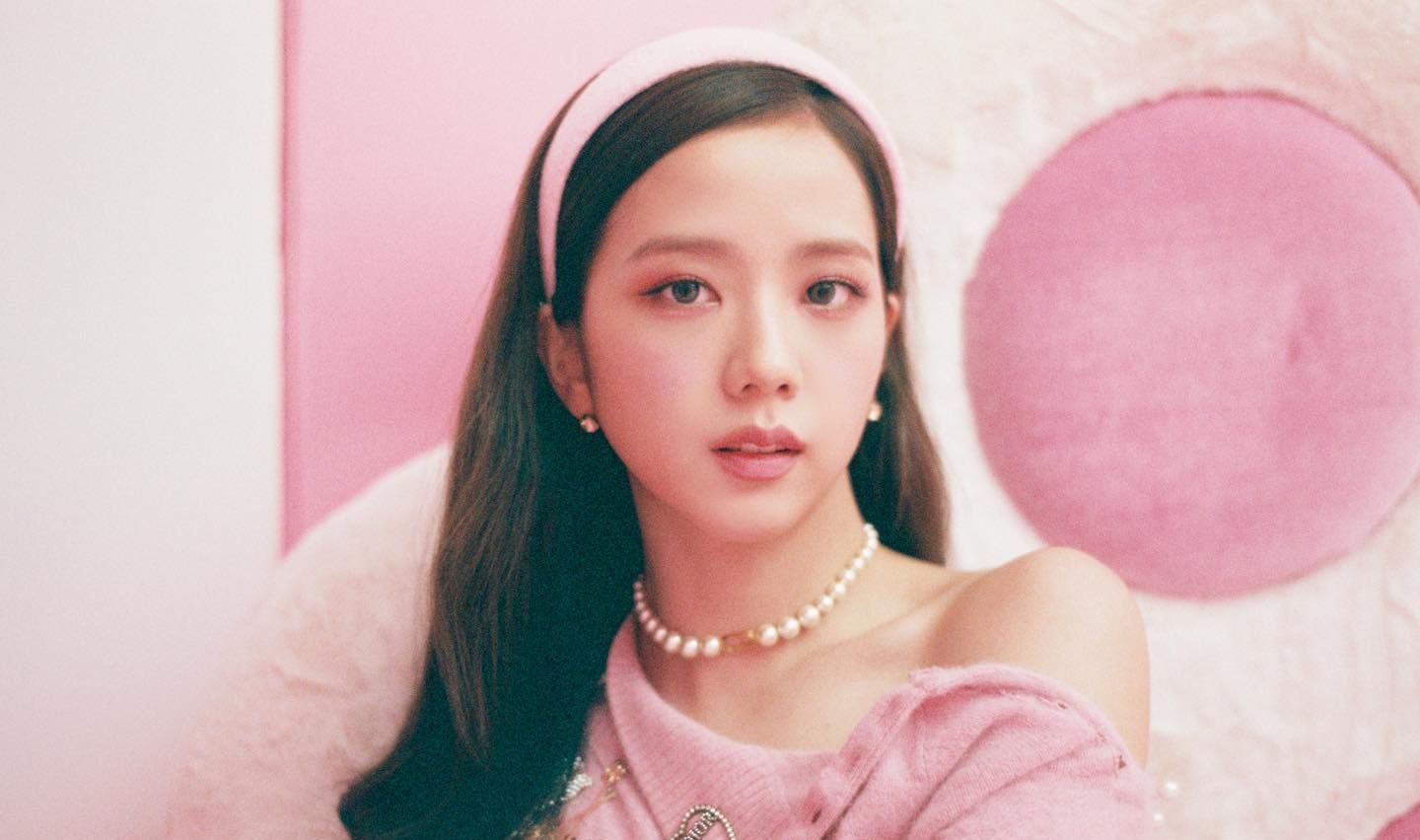 金智秀(ji soo)外貌以及清纯可爱的形象 粉色精灵