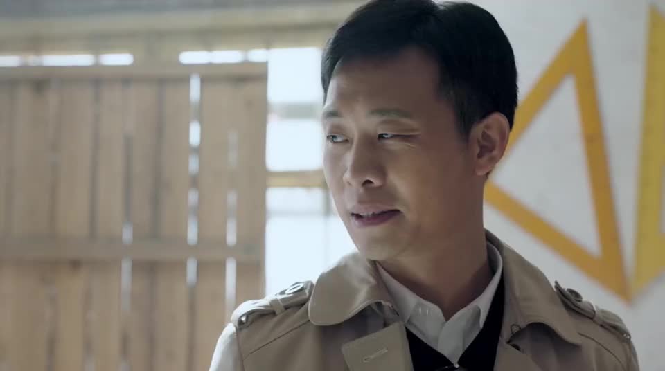 鸡毛飞上天大狗说自己可以帮陈江河赶制货品但需要先付全款