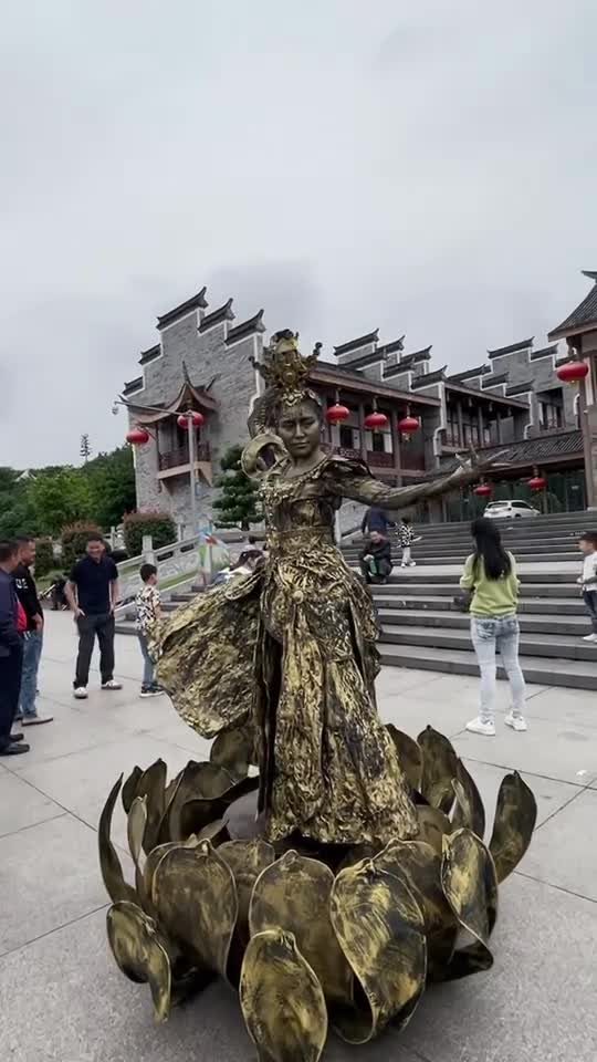 敦煌飞天铜人四川女铜人新造型