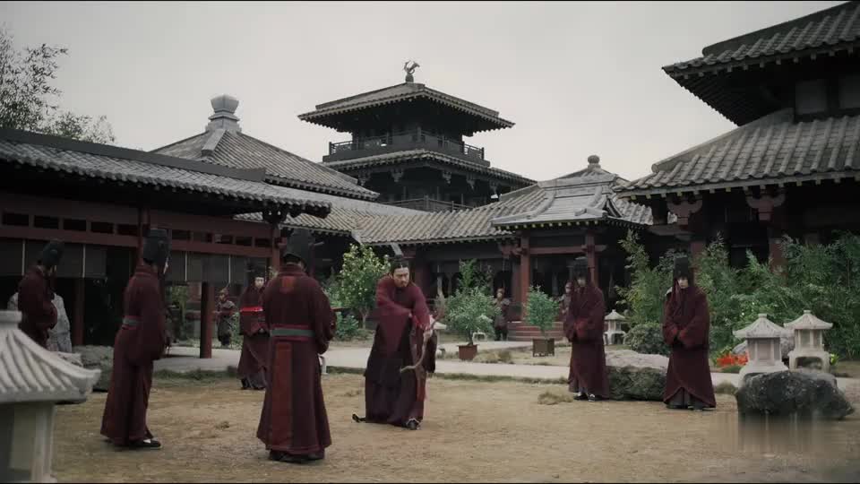 大秦赋:嫪毐起兵作乱,血洗秦王宫殿,嬴政躲到雍城号令勤王