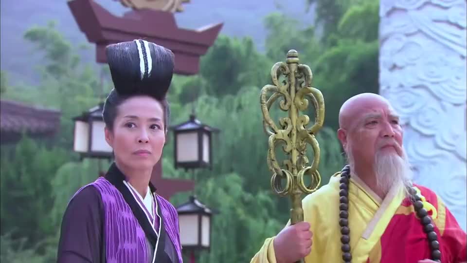 天涯明月刀 男子的玄血盔甲被打碎 暴露出真身 原来是个侏儒男