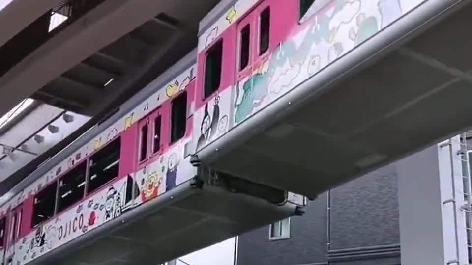 反思维设计吊轨城铁,还有的地方叫捷运,坐在这上面真的安全吗?