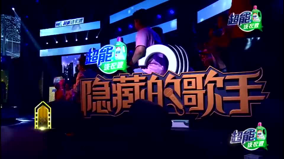 隐藏的歌手:模仿者和阿杜演唱《坚持到底》,一脸懵,本尊太难找