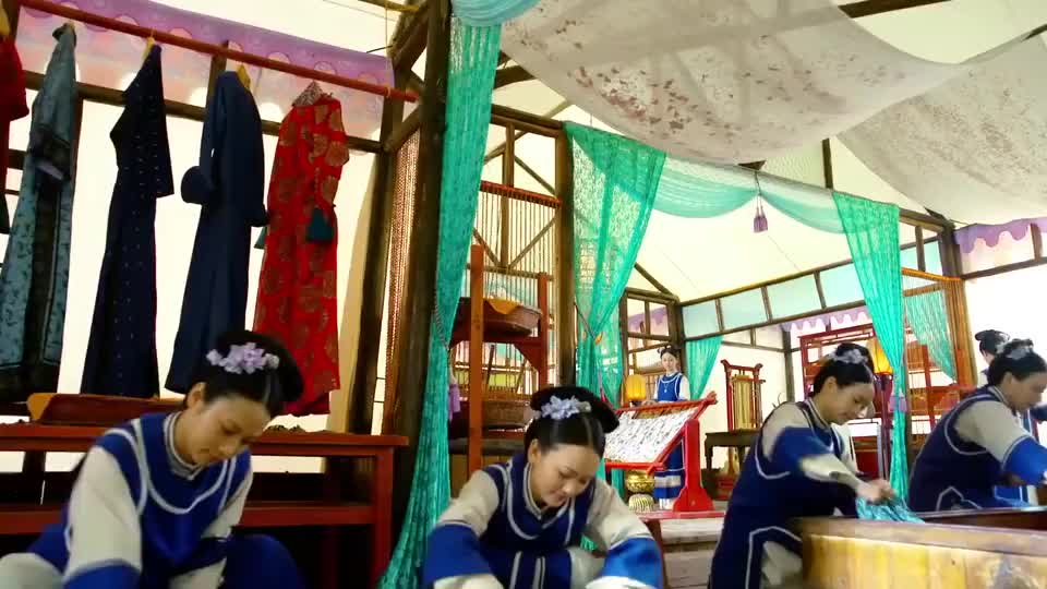 古装剧皇上特意派人来请琳琅辛者库的小宫女羡慕死了