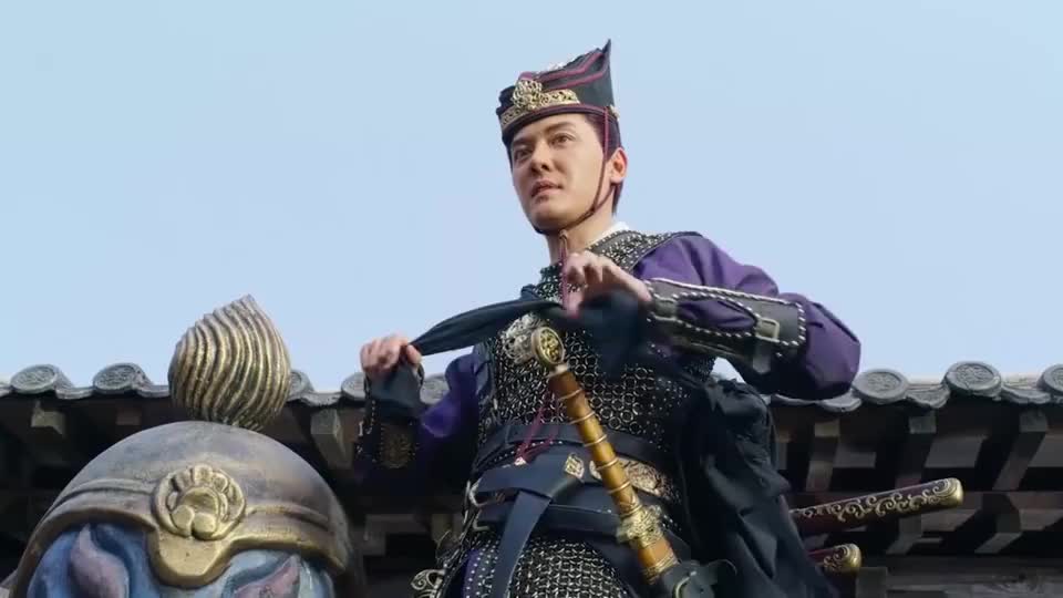 尉迟真金不仅刀耍得好连亢龙锏用起来也很厉害